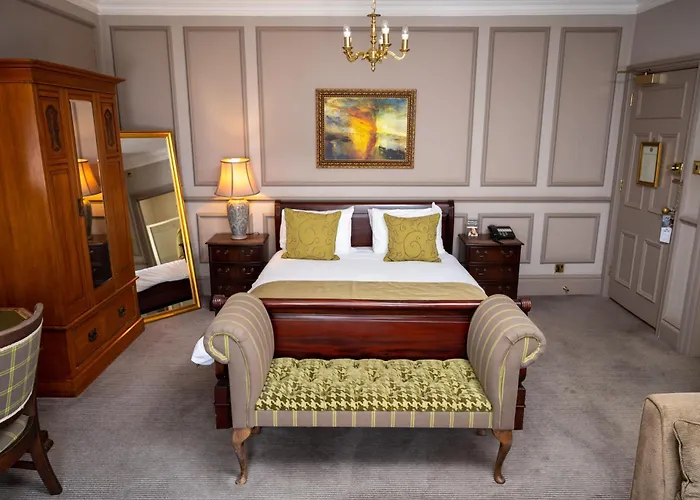 Cedars Inn By Greene King Inns